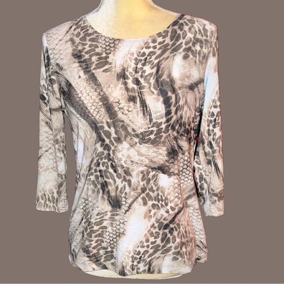 JM collection snake print design 3/4 sleeved top - Picture 2 of 8